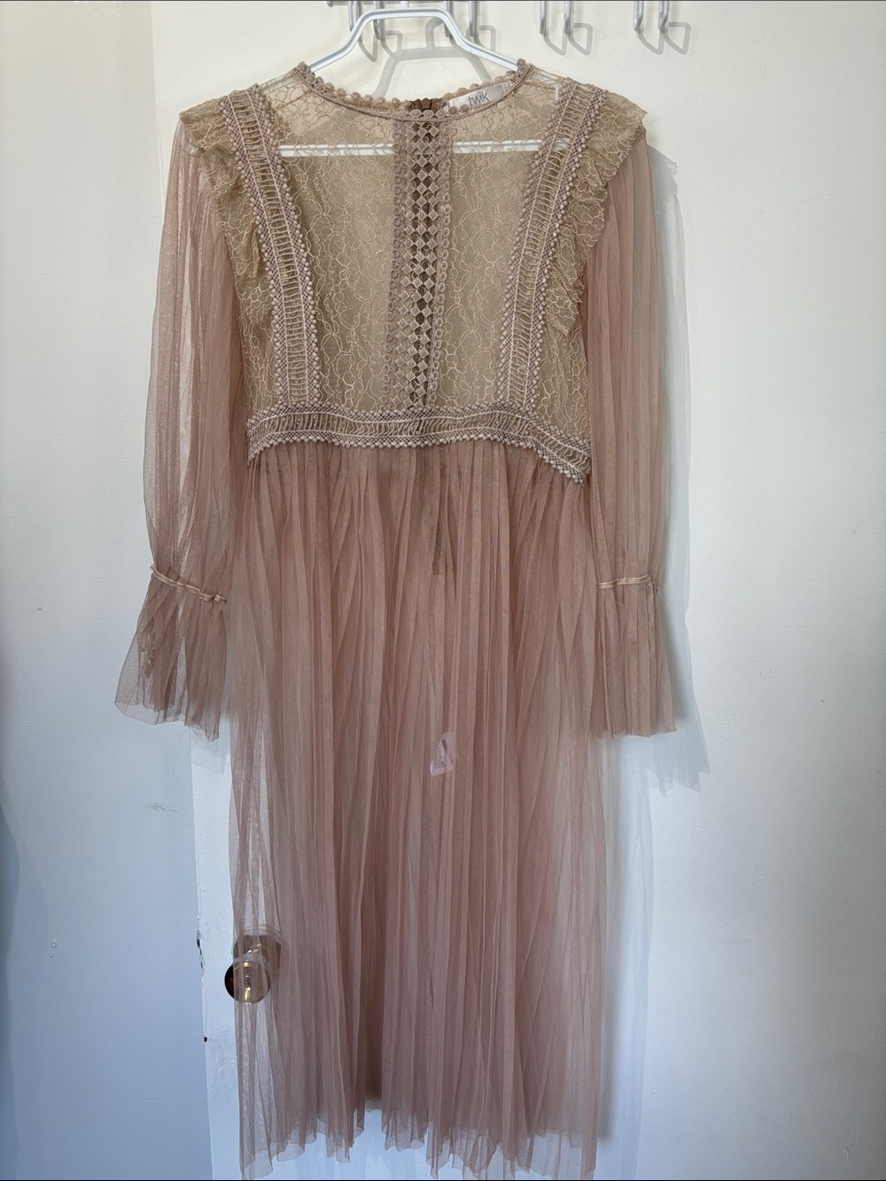 twik Lace & Tulle Formal Dress in Dusty Rose and Champagne - Picture 1 of 10